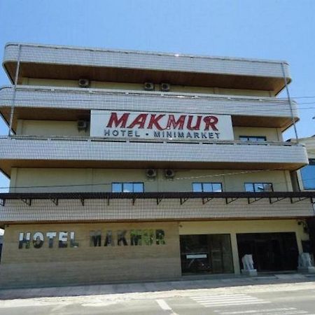 Hotel Makmur タラカン エクステリア 写真